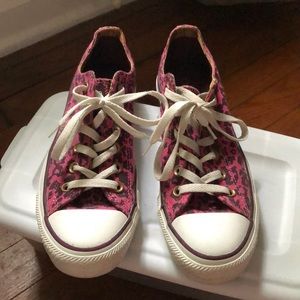 Fuschia animal print Converse All-Stars